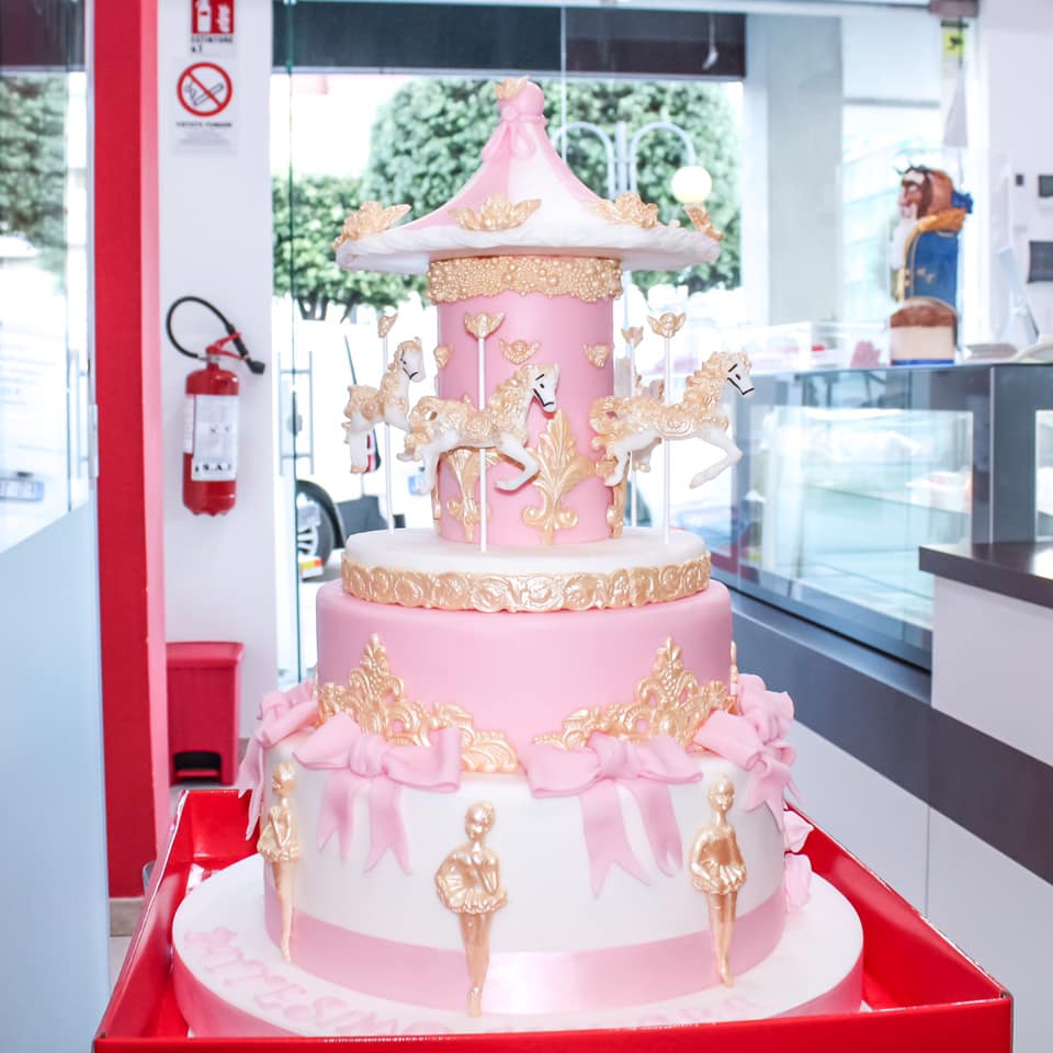  Confetti Perfetti Cake design, Bomboniere e Pasta di Zucchero - Villa Palermo - Organizzazione Eventi in Villa